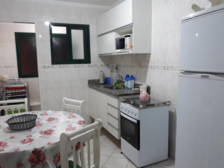 Apto Aconchegante A Uma Quadra Da Praia - Aviacao, Praia Grande - Sp ปรายากรันเด ภายนอก รูปภาพ